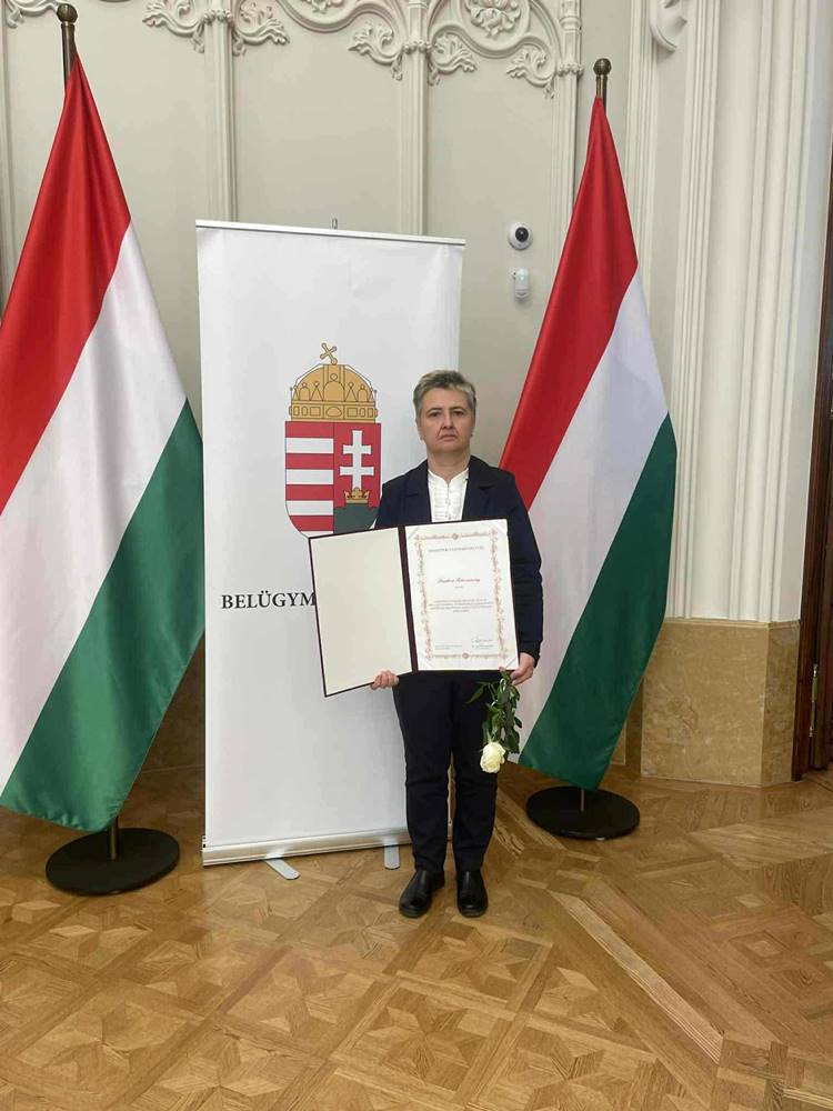 Miniszteri elismerés Doszkocs Rita gazdasági igazgatónőnek