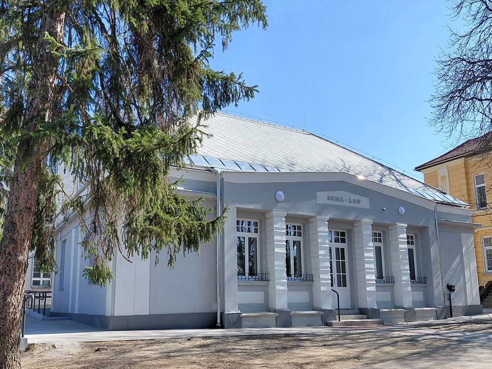 SKILL-LAB oktatási épület a kórházban