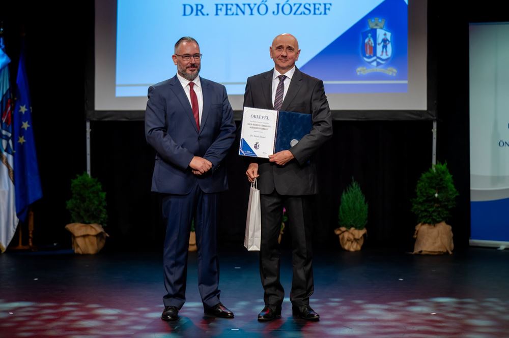 Elismerésben részesült az SBO főorvosa